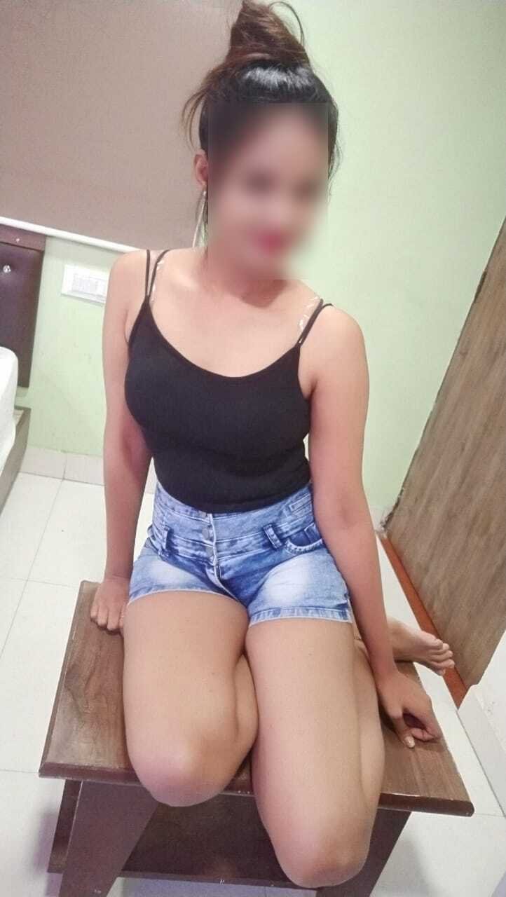 Anaya college girl work for Delhi escorts (2)