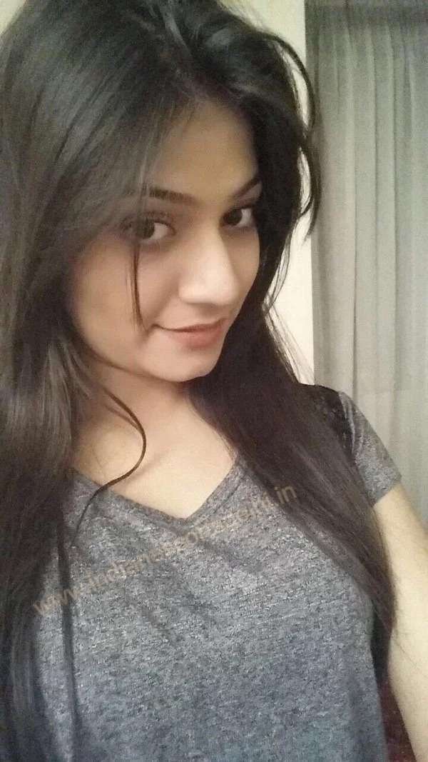 Divjot independent Delhi escort call girl (1)