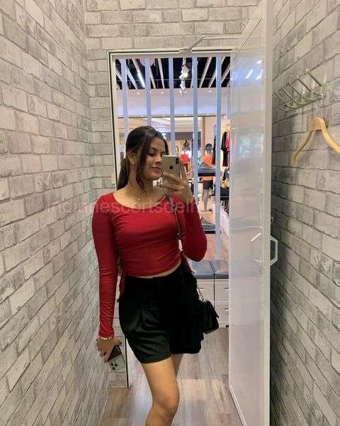 Ruchika Indian escort in Delhi (2)