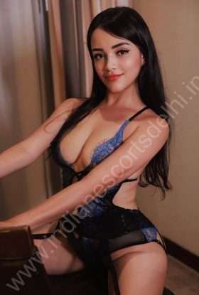 Tannu a Threesome escort in Palam, Delhi (2)
