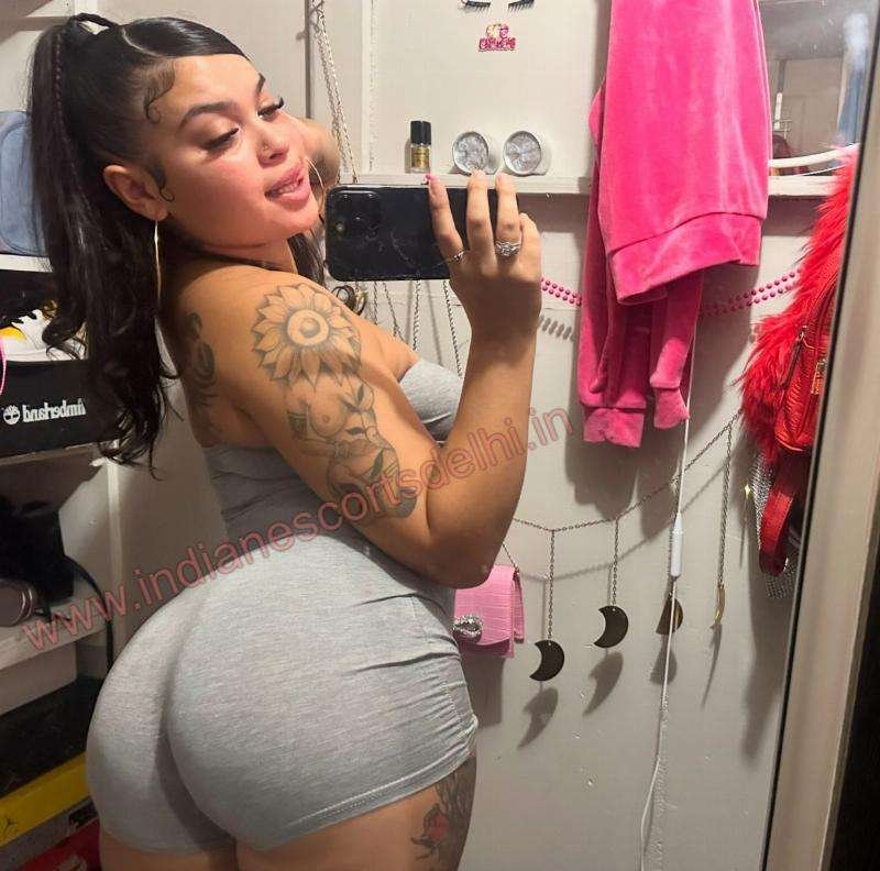 Reba African escorts in Delhi