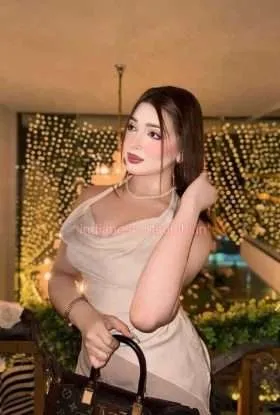 Exclusive Noida escort girl Simran (3)