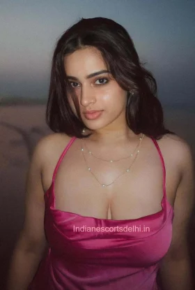 Shruti - ethnic Indian escort in Delhi NCR (1)