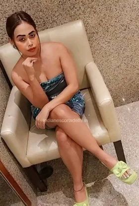 Kelly - North eastern escort in Munirka Delhi NCR (12)