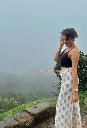 Riya - genuine airhostess escort in Delhi NCR (1)