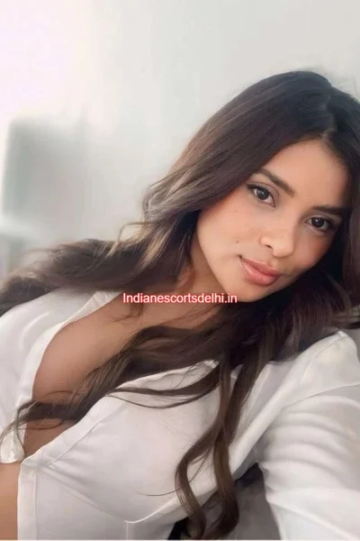 Emilia escort in Jaipur