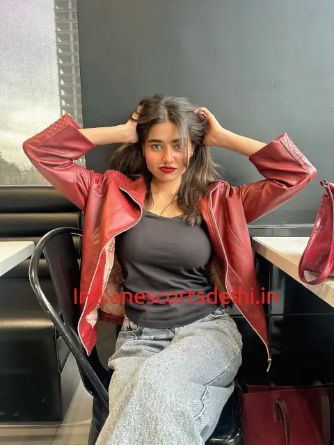 Anaya Indian escort in Chanakyapuri, Delhi (3)