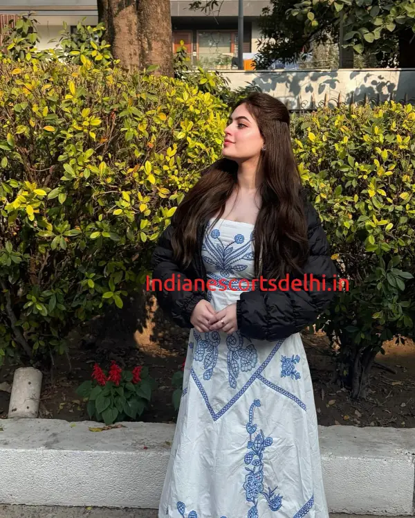 Vertika Indian escort in Delhi (2)