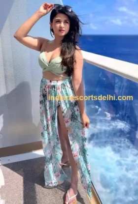 Aradhya VIP Indian escort in Aerocity, Delhi (4)